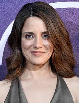 Alanna Ubach